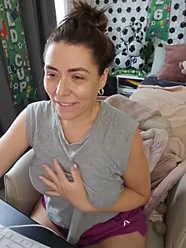 Ellie-Elizabeth's Webcam Show