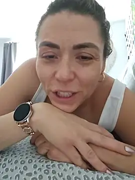 Pertunjukan Kamera Web Ellie-Elizabeth