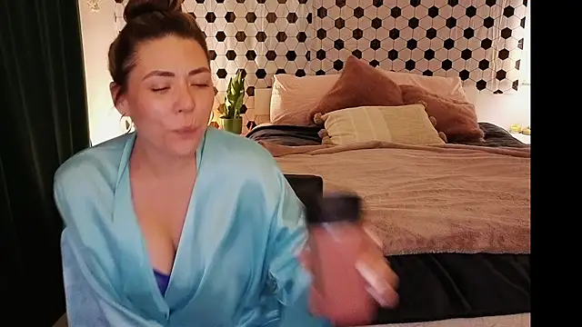 Ellie-Elizabeth's Webcam Show