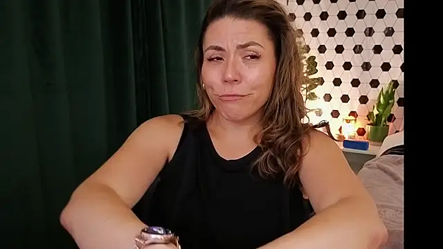Ellie-Elizabeth's Webcam Show