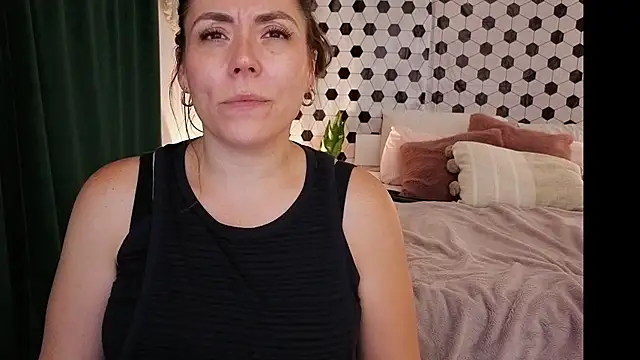 Ellie-Elizabeth's Webcam Show