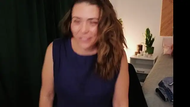Ellie-Elizabeth's Webcam Show