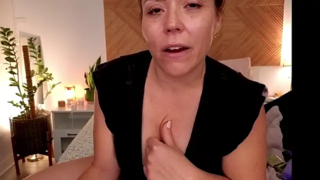 Ellie-Elizabeth's Webcam Show