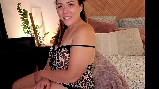 Ellie-Elizabeth's Webcam Show