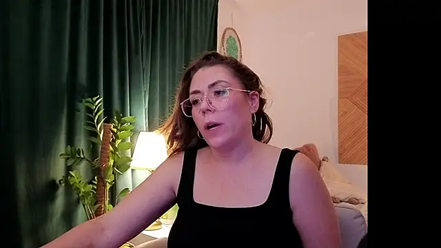 Ellie-Elizabeth's Webcam Show