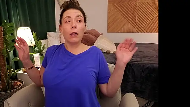Ellie-Elizabeth's Webcam Show