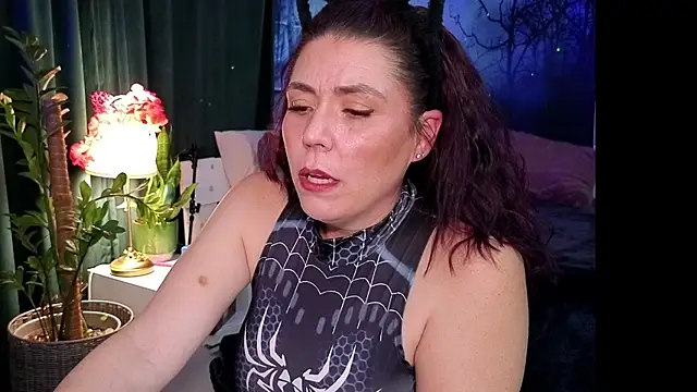 Ellie-Elizabeth's Webcam Show