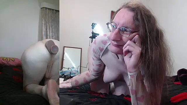 CDAdalyn Pertunjukan Webcam