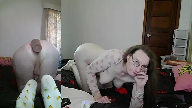 CDAdalynn Webbikameraesitys