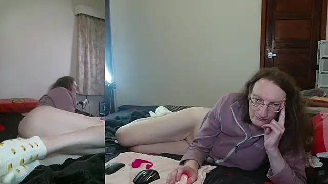 CDAdalyn's Webcam Show