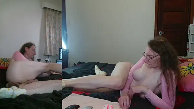 CDAdalynn Webbikameraesitys