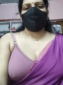 EZMA_7 Adlı Modelin Canlı XXX Sohbeti