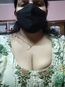 EZMA_7's Live XXX Chat