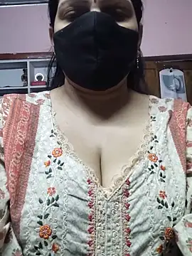 EZMA_7 Chat XXX live