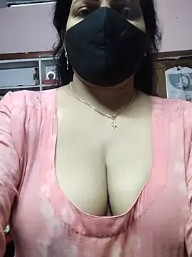 EZMA_7's Live XXX Chat