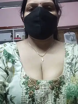 EZMA_7's Live XXX Chat