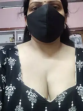 EZMA_7 Live XXX-Chat