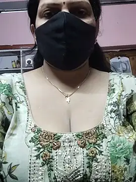 EZMA_7's Live XXX Chat