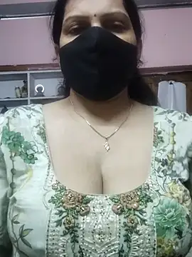 EZMA_7 XXX чат на живо