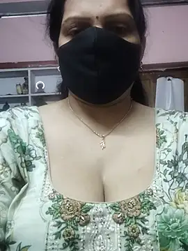 EZMA_7 Adlı Modelin Canlı XXX Sohbeti