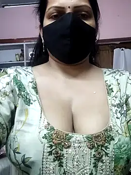 EZMA_7のライブXXXチャット
