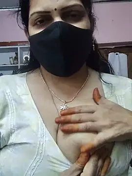 EZMA_7's Live XXX Chat