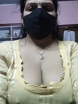 EZMA_7 Pertunjukan Webcam