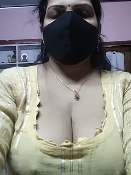 EZMA_7 Adlı Modelin Canlı XXX Sohbeti