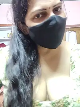 EZMA_7's Live XXX Chat