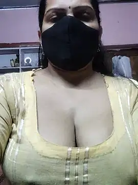EZMA_7 Webcam show