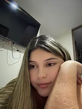 lunablossom_'s Live XXX Chat