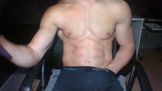 RamonJoosse2002 webcam show