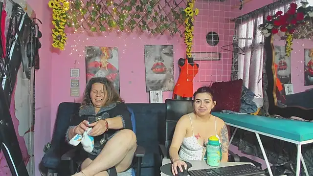 lesbiancuple 라이브 XXX 채팅