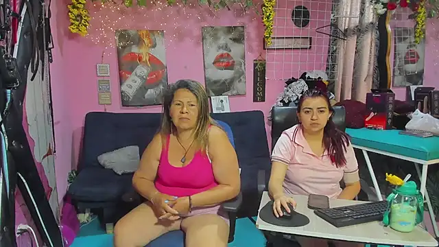 دردشة lesbiancuple الجنسية المباشرة
