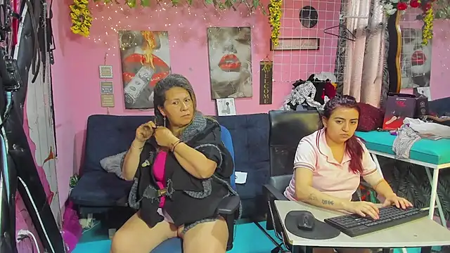 Živý XXX chat lesbiancuple