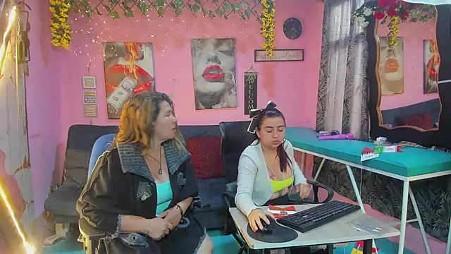lesbiancuple's Live XXX Chat