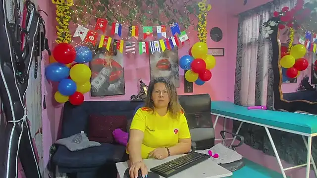 lesbiancuple's Webcam Show