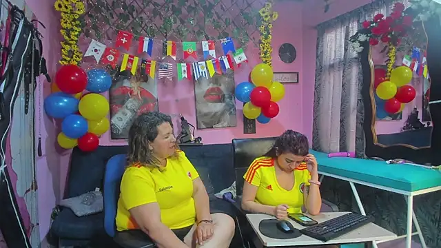 Webkamerová show lesbiancuple