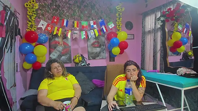 lesbiancuple Шоу с уебкамера