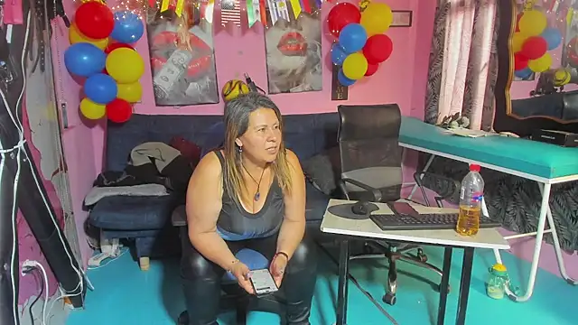 lesbiancuple: вебкам-шоу