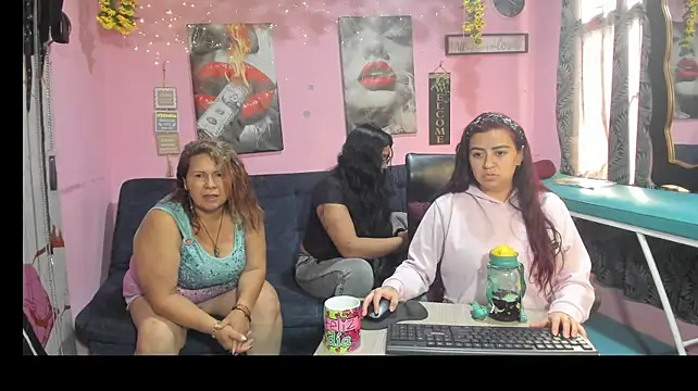 lesbiancuple – webcam-show