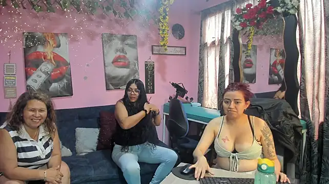 lesbiancuple Pertunjukan Webcam