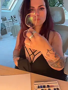 LunaMoongirl Pertunjukan Webcam