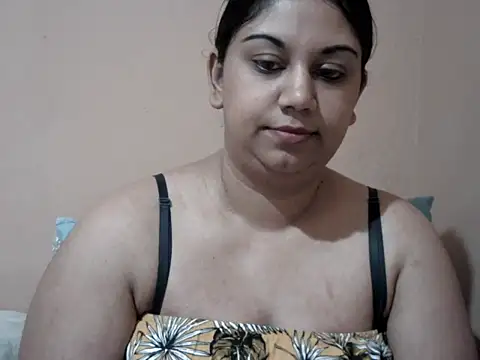 Chatroom XXX en direct de bellachow10