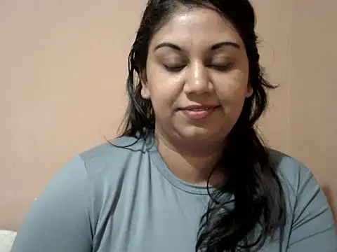 bellachow10's Live XXX Chat