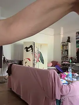 Cherryschiodisegarsi's Live XXX Chat