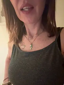 Cherryschiodisegarsi Webcam show