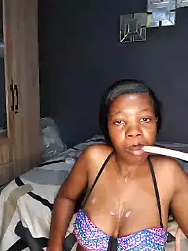 Blacq2n Webbikameraesitys