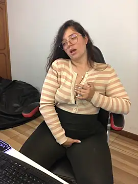 kayortiiz's Live XXX Chat