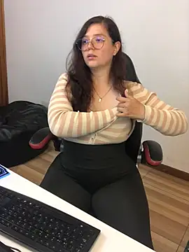 Živý XXX chat kayortiiz